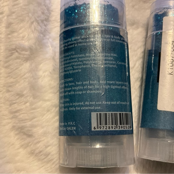 Blue Face Glitter Stick,Sparkling Sequins Holographic Makeup Glitter Stick Set 2 - Picture 9 of 16